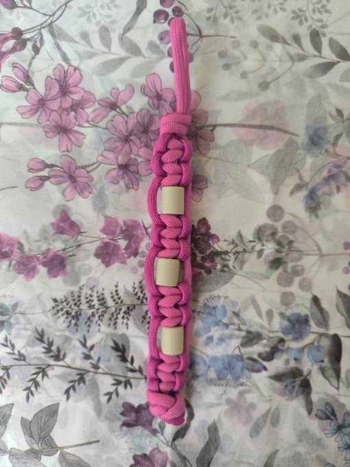Charm anti tique rose pour crinière