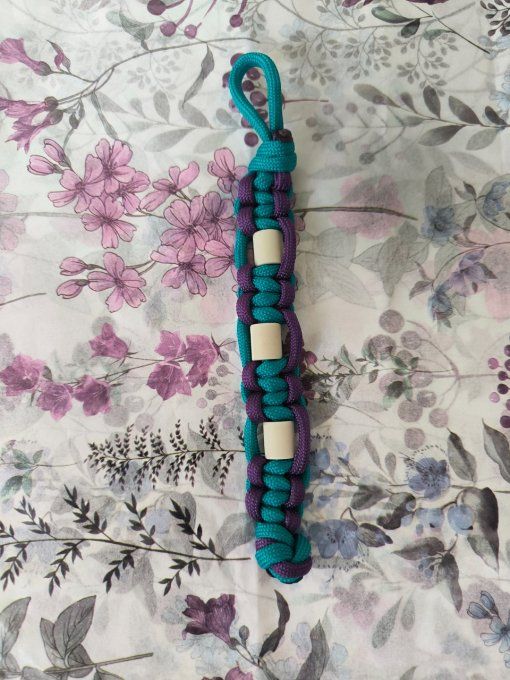 Charm anti tique bleu et mauve pour crinière 